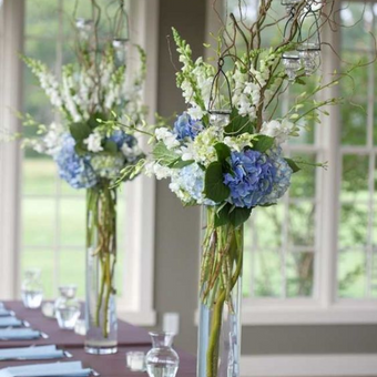 Flowers & Decor